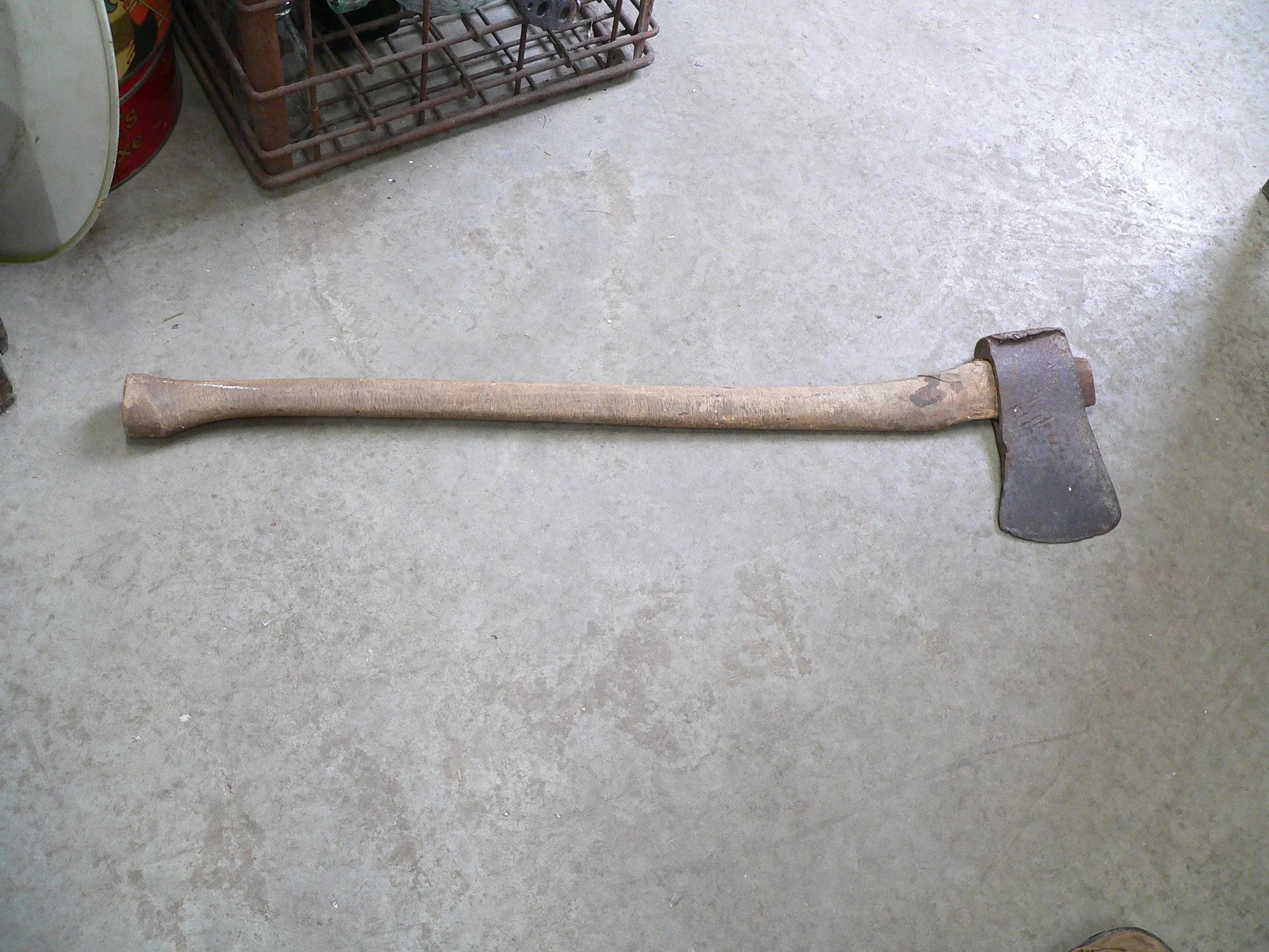 Hache antique # 10866