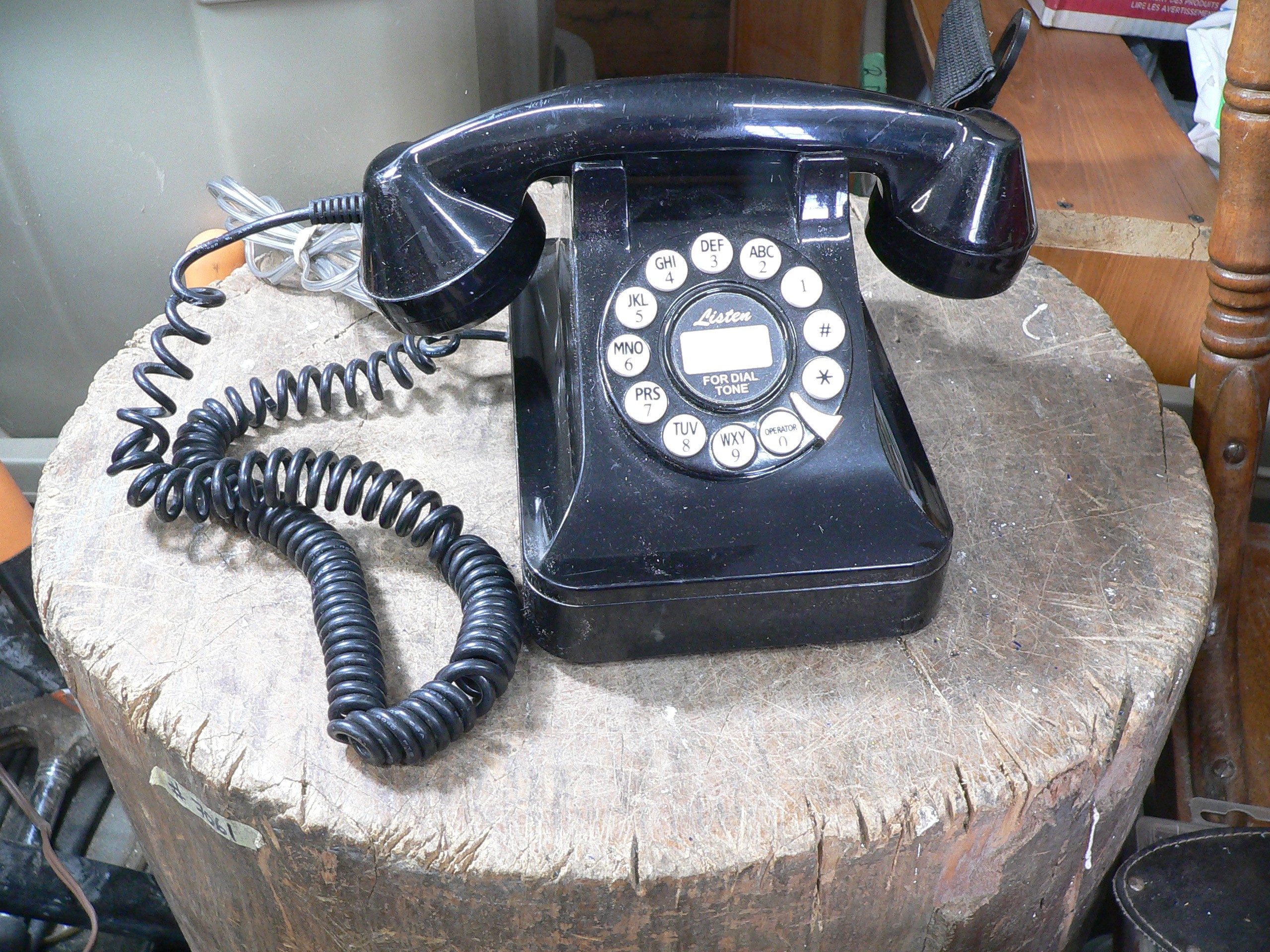 Téléphone vintage # 10937.27