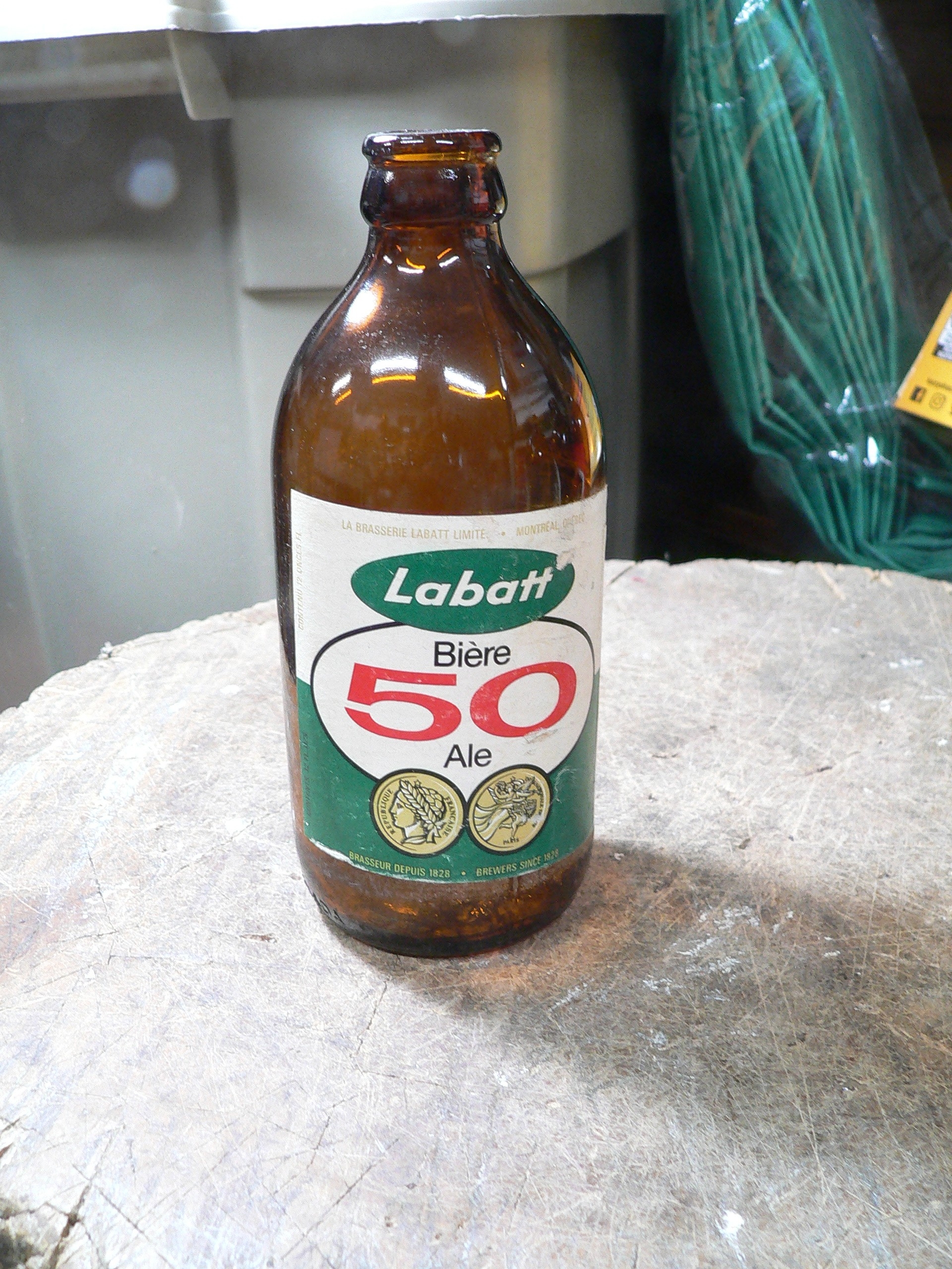 Bouteille bière Labatt 50 # 11694.4