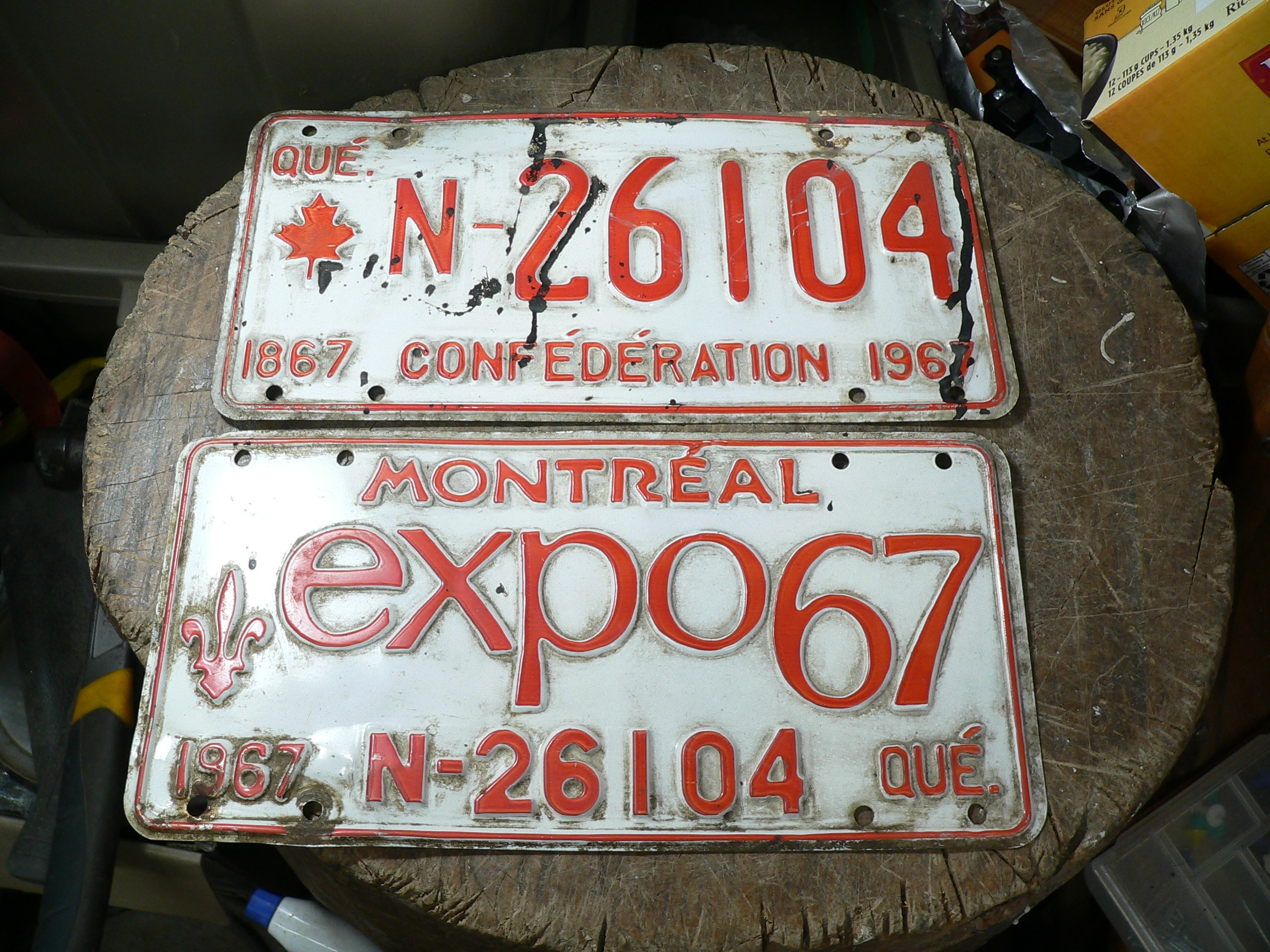 Paire de plaque expo 67 # 11999 