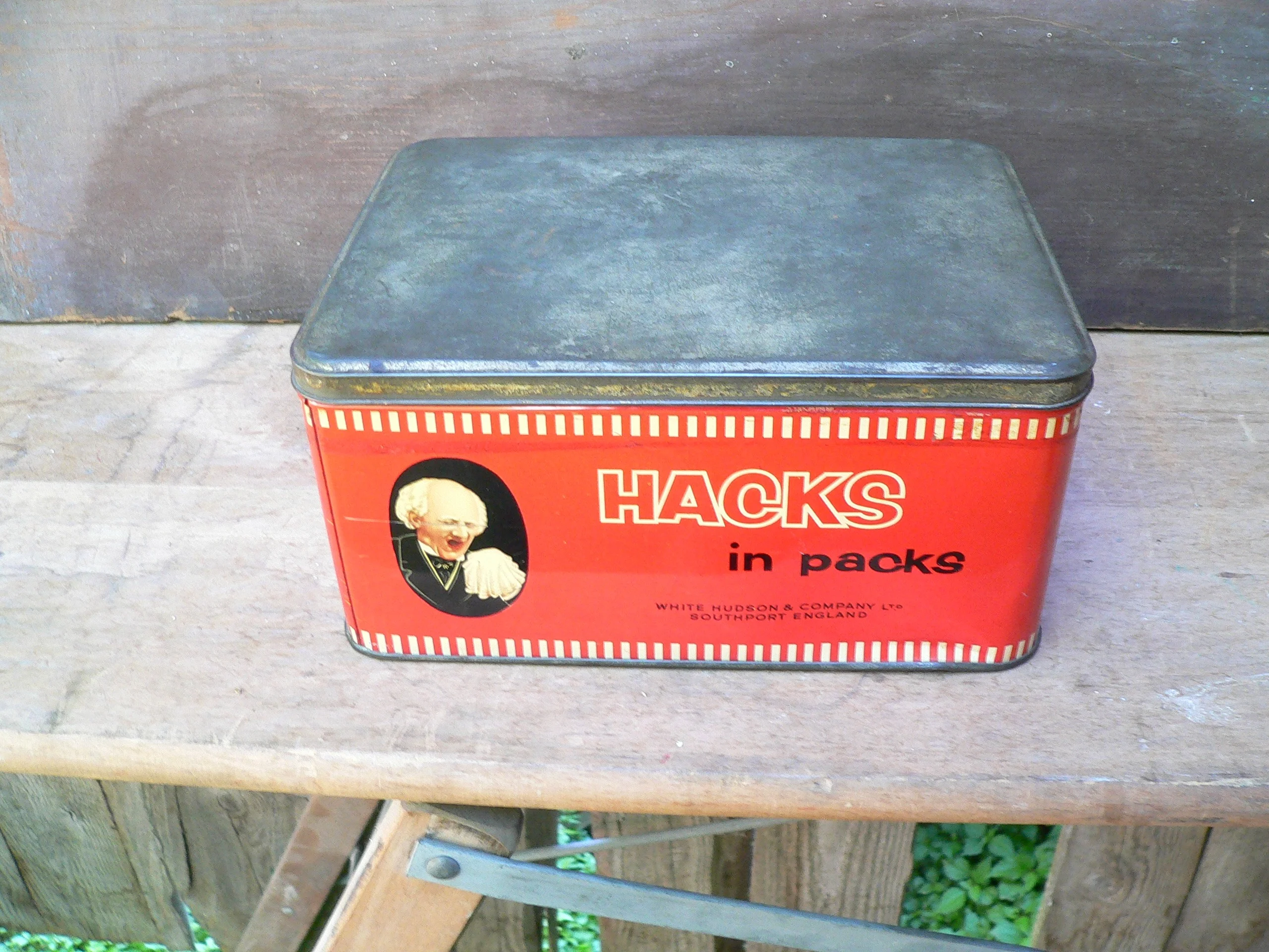 Boite de tole hacks in packs # 12220.6  