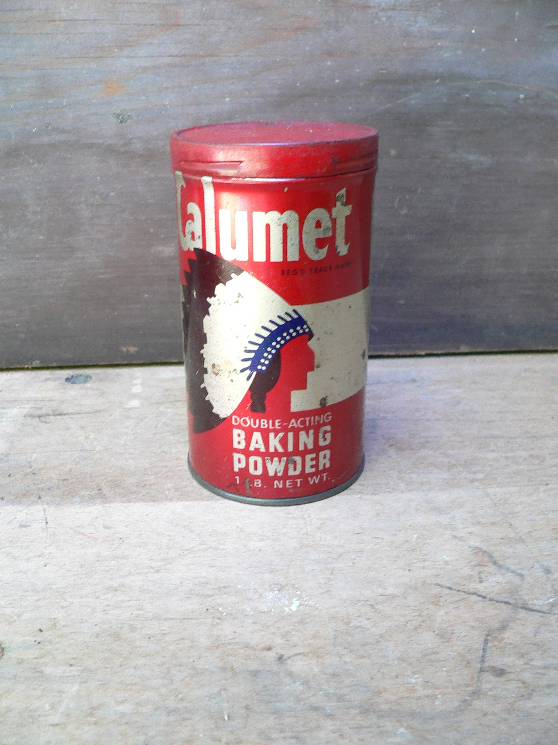 Canne baking powder  calumet # 12220.7