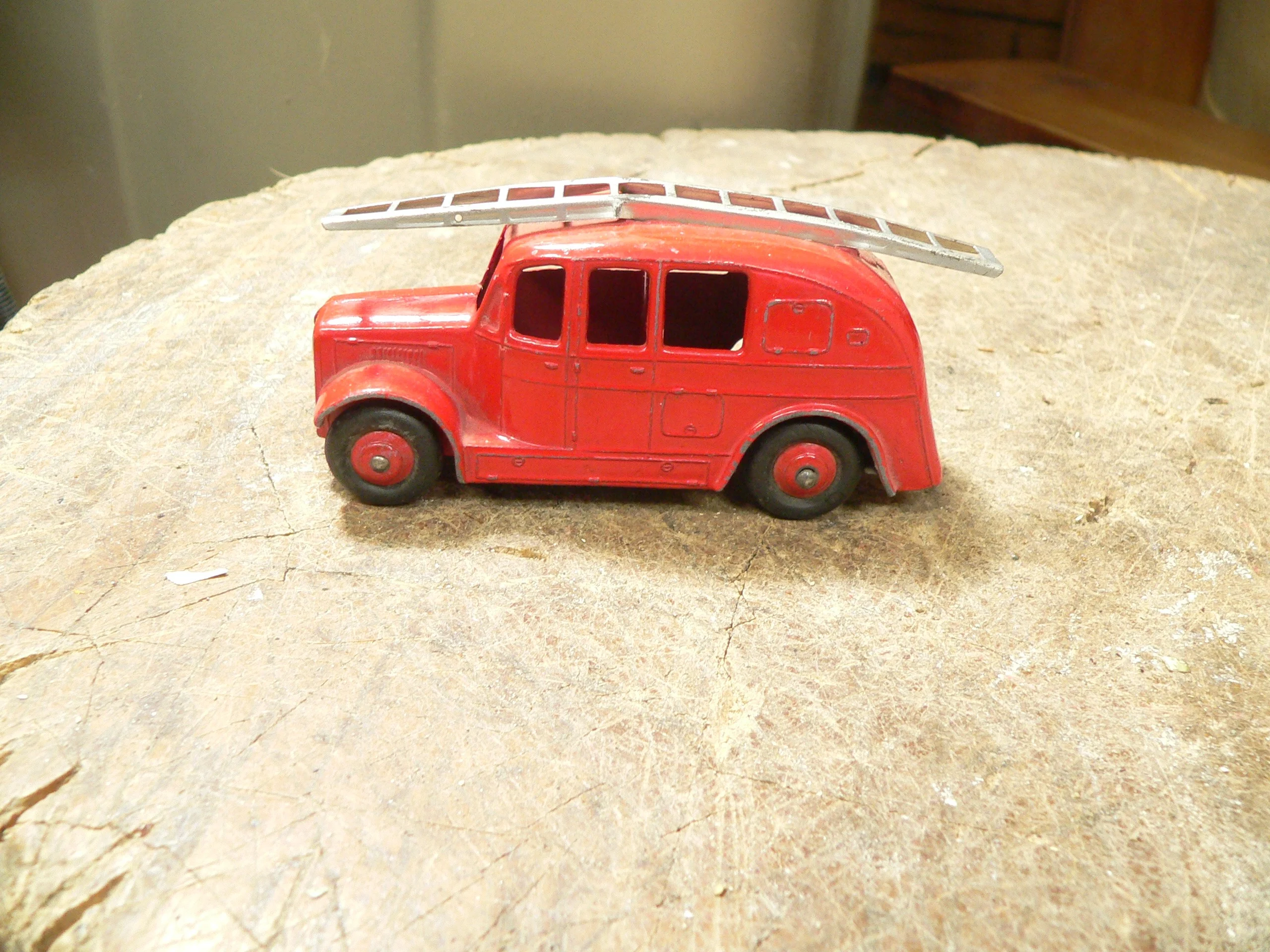 Streamline fire engine # 12387.12