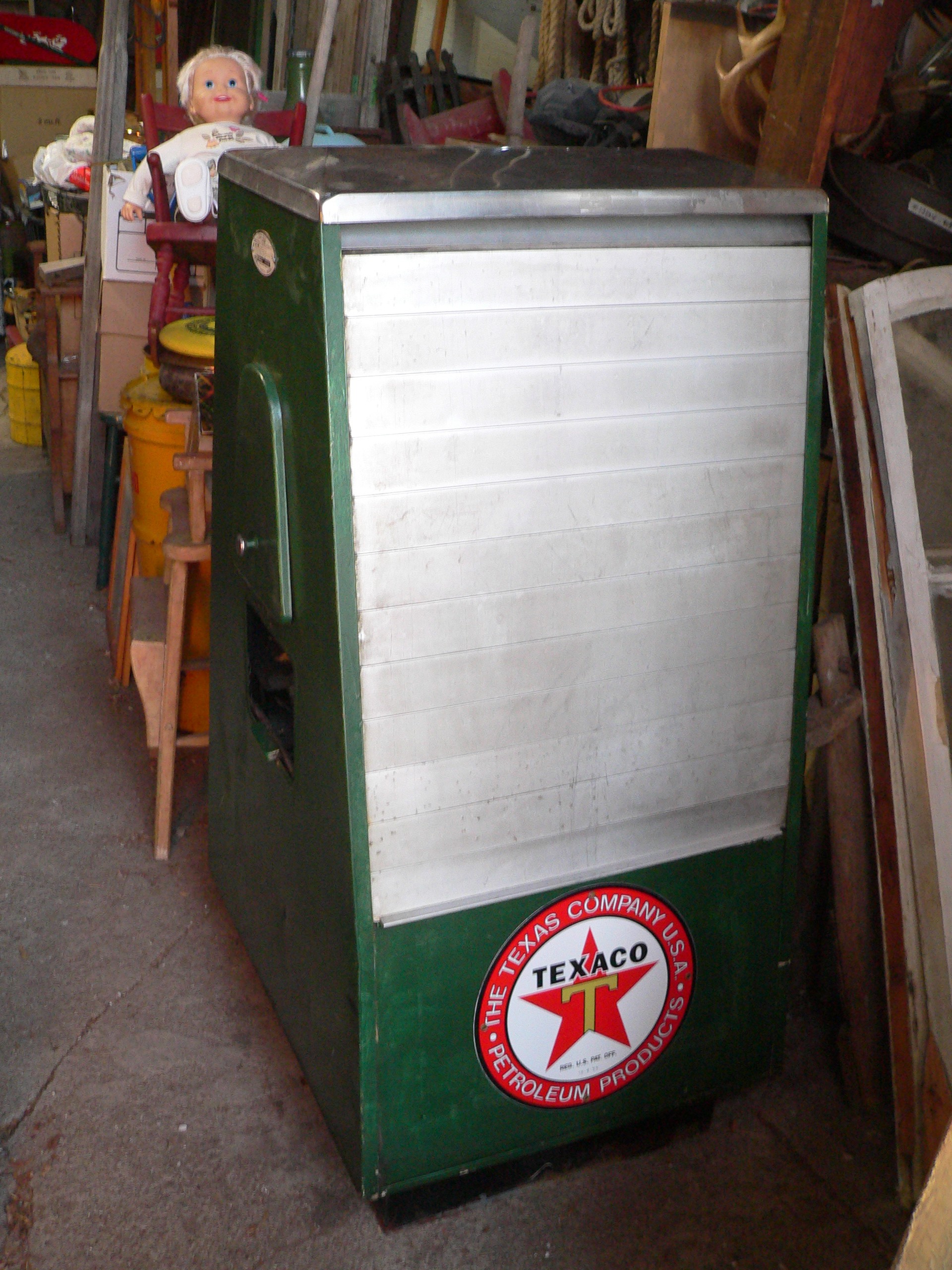 Oil display service cabinet # 12431.1