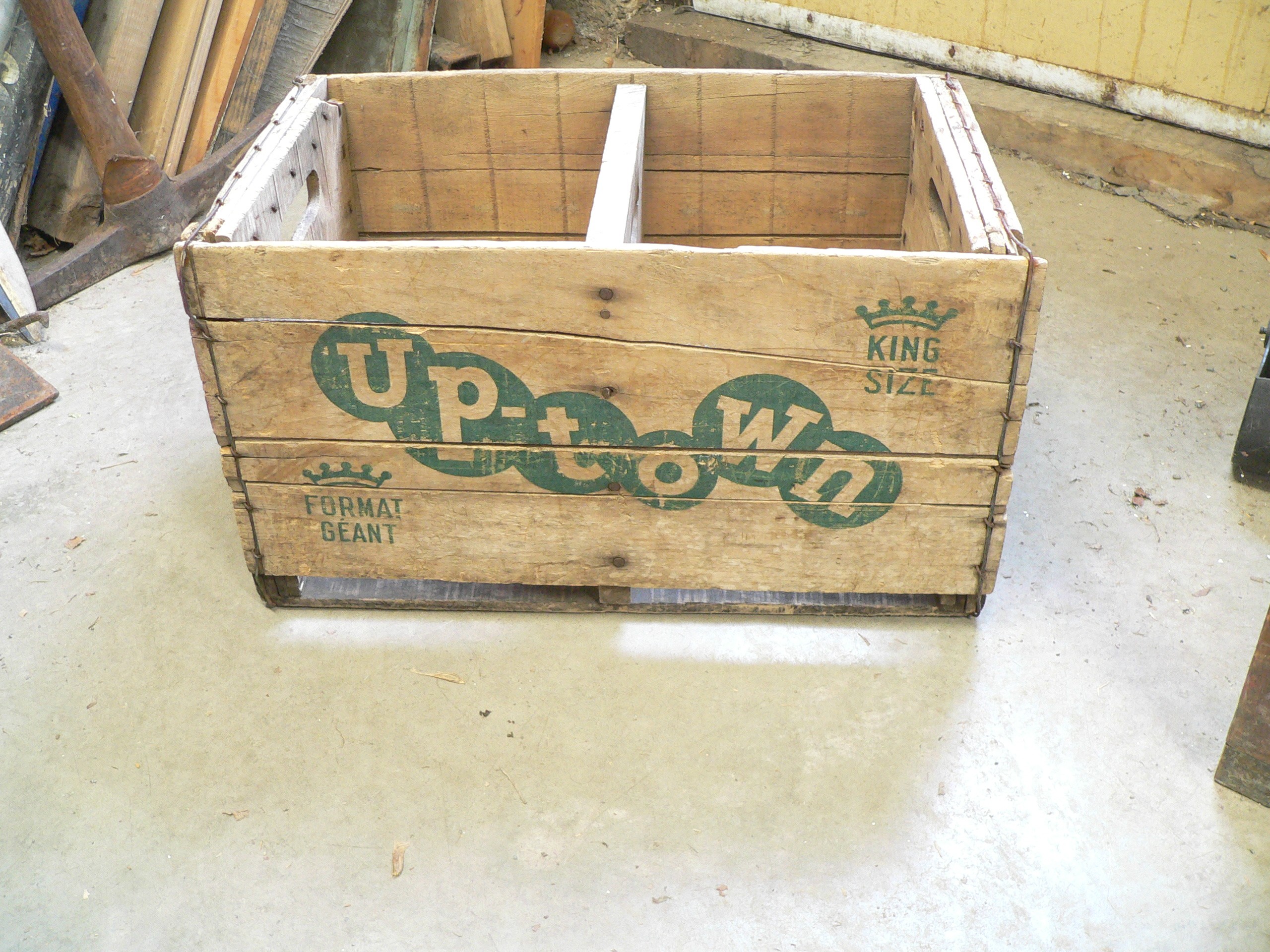  caisse de liqueur Up Town King Size # 12509. 5