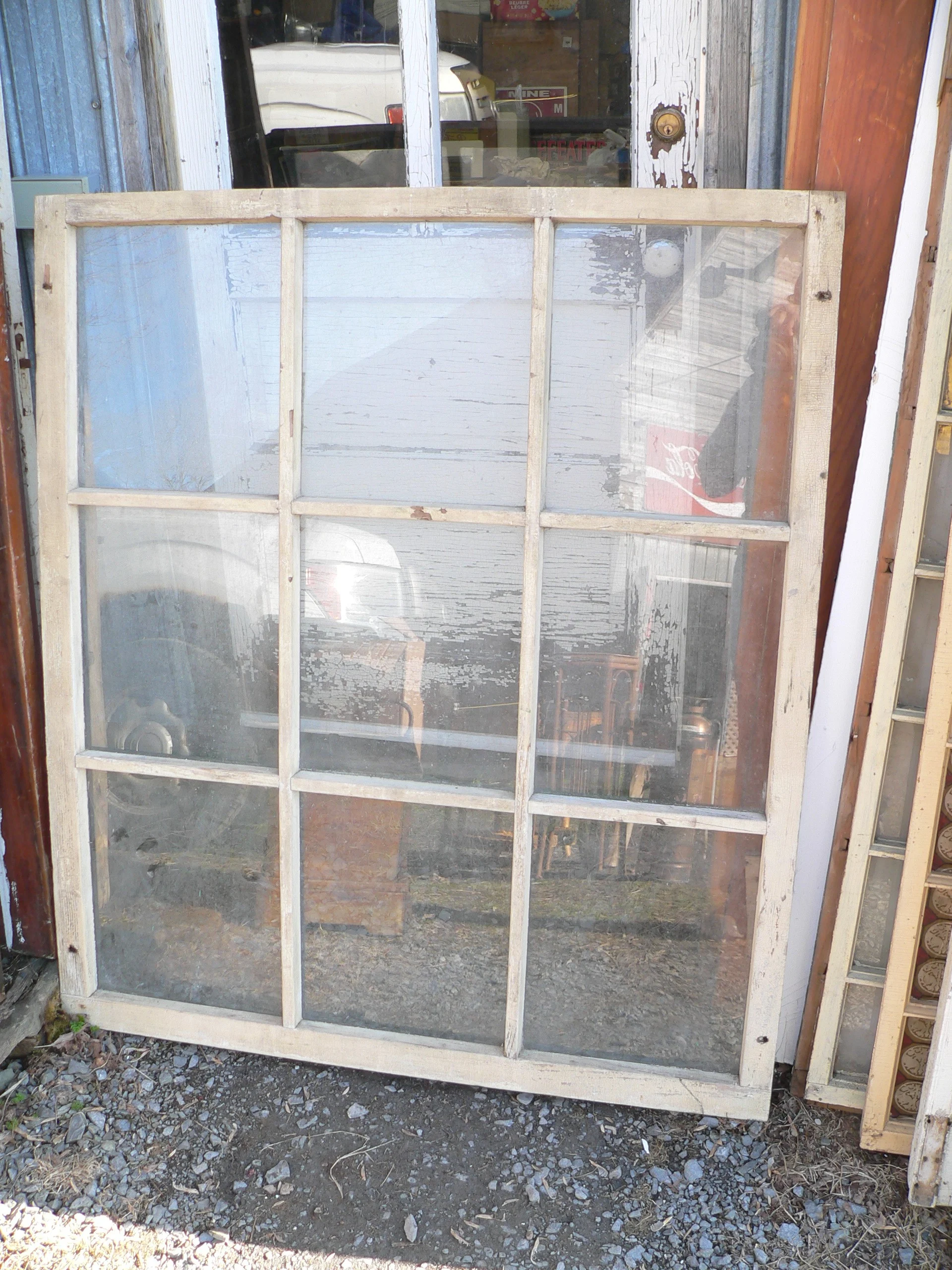 Fenêtre antique a 9 carreaux # 12550.2