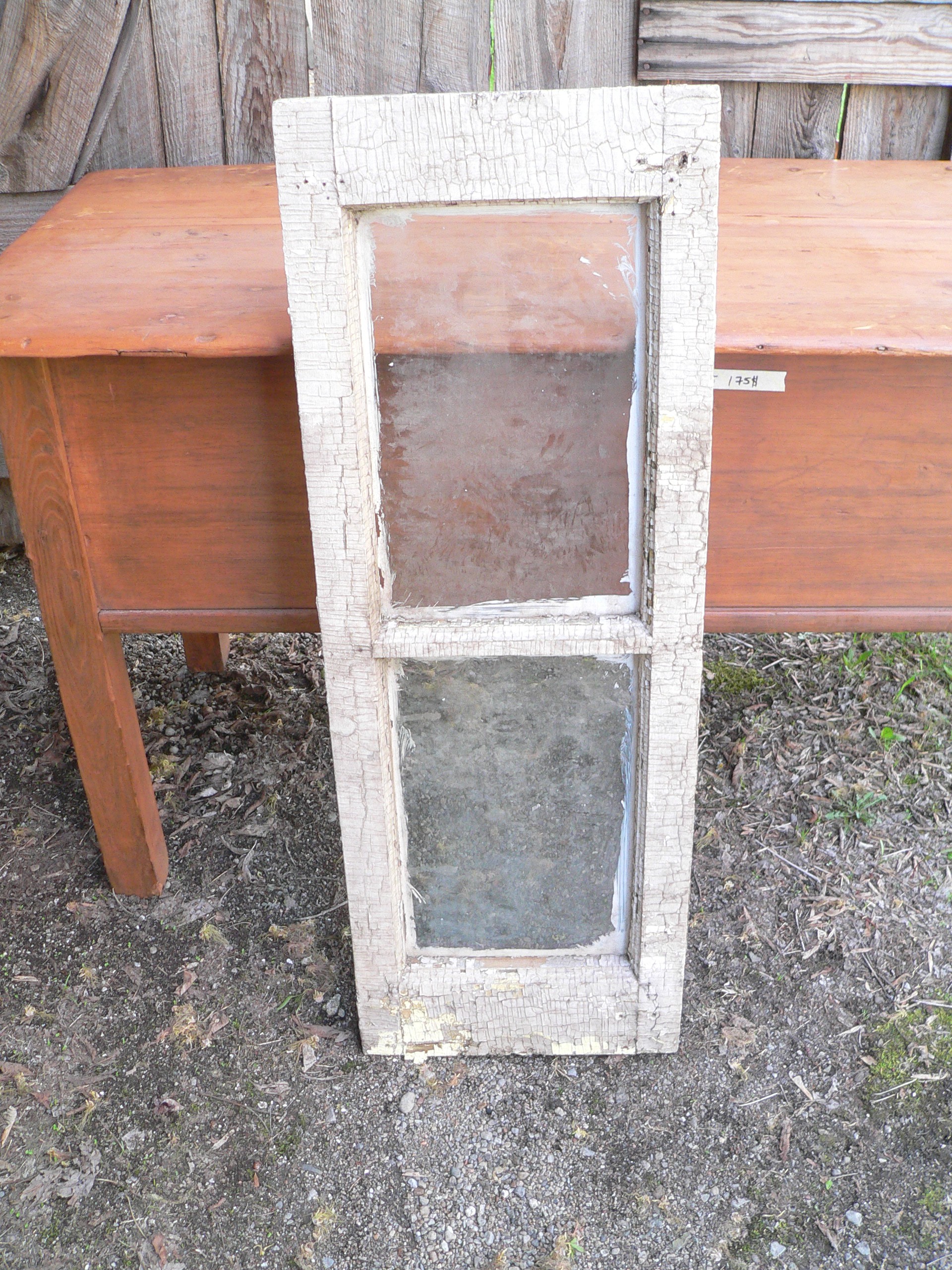 Fenêtre antique a 2 carreaux # 12570.3