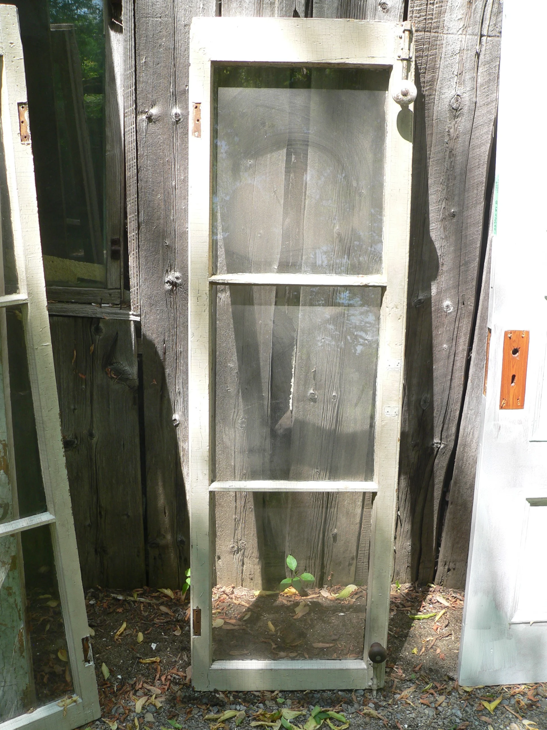 Fenêtre antique a 3 carreaux # 12656.1