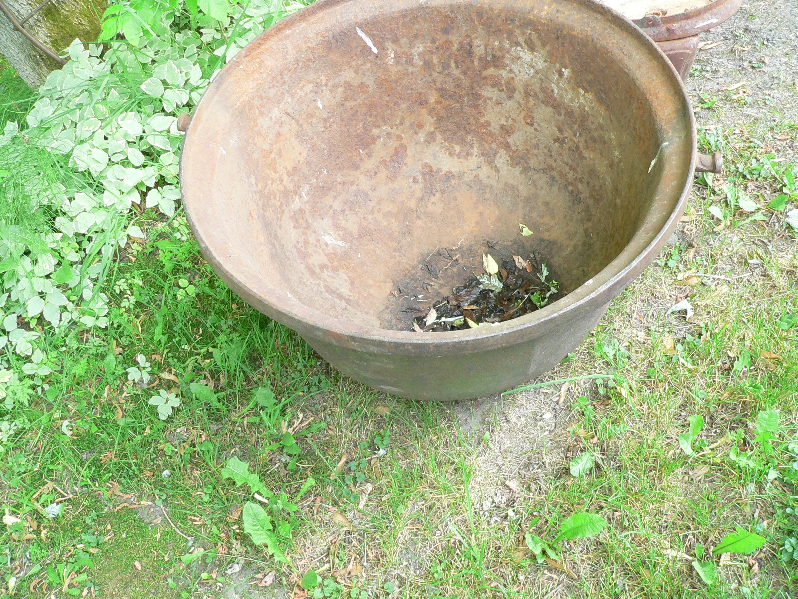 Énorme chaudron antique # 12682