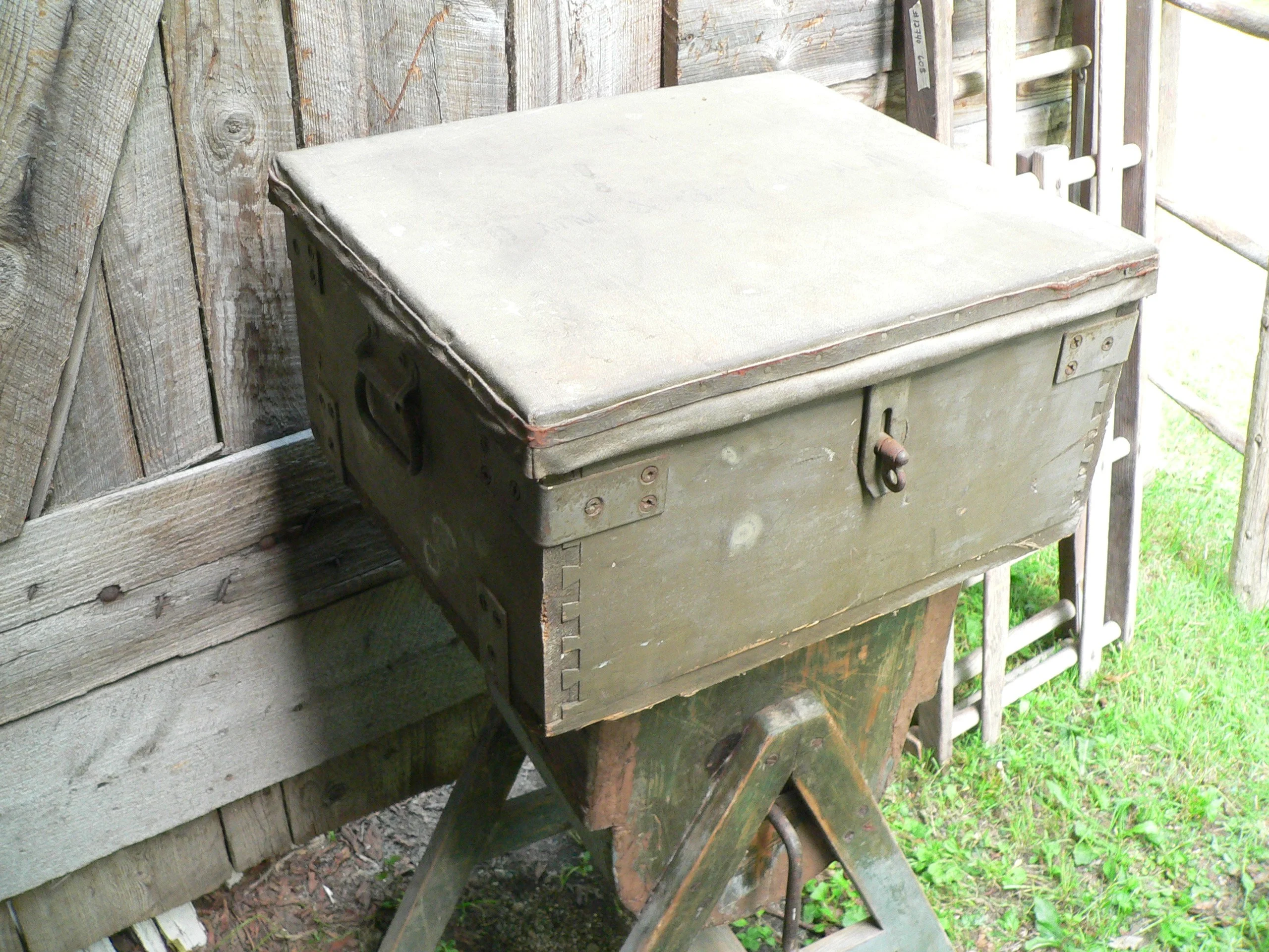 Boite de munition antique # 12745.1