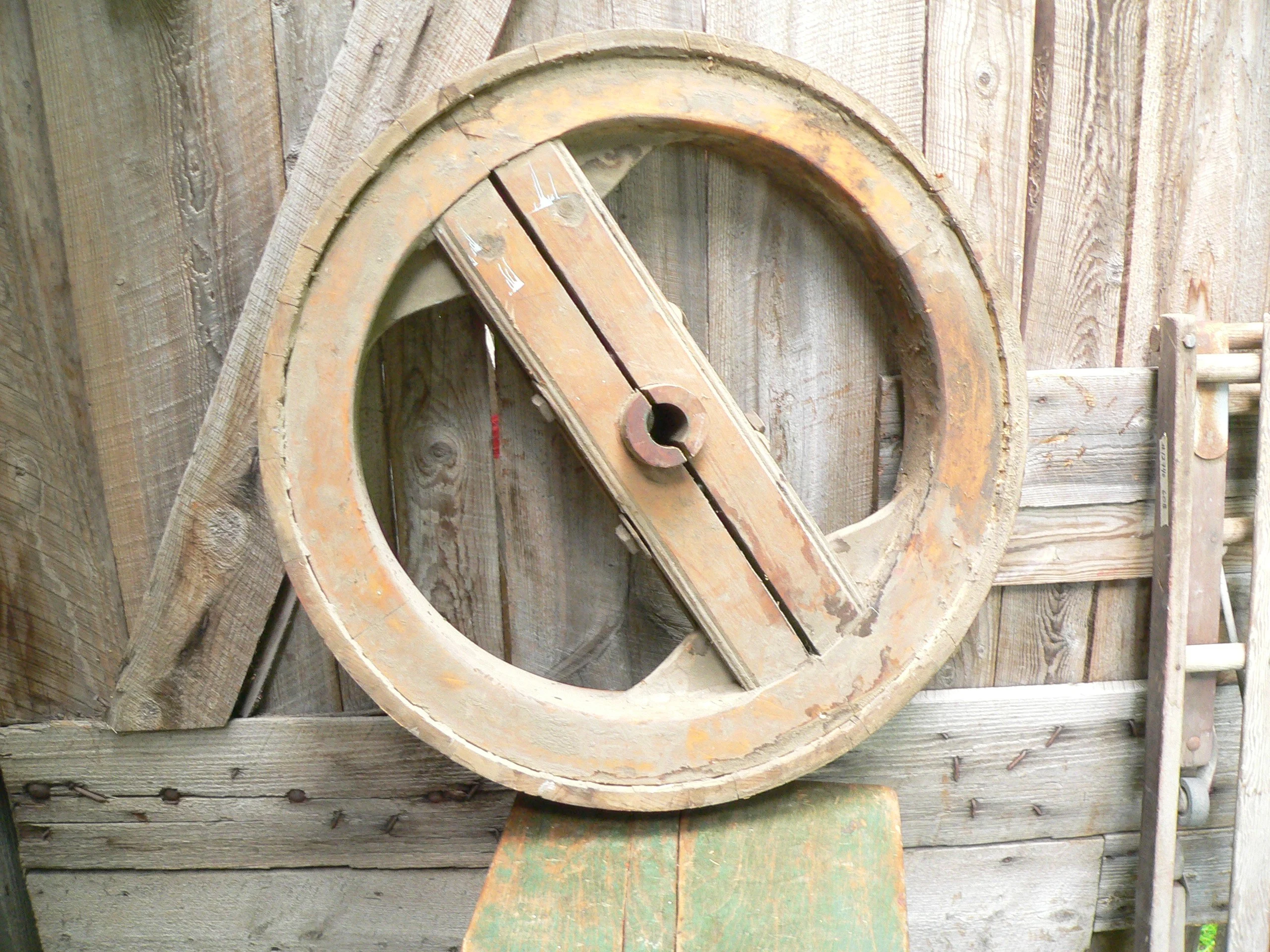 Roue antique de moulin # 12746.1