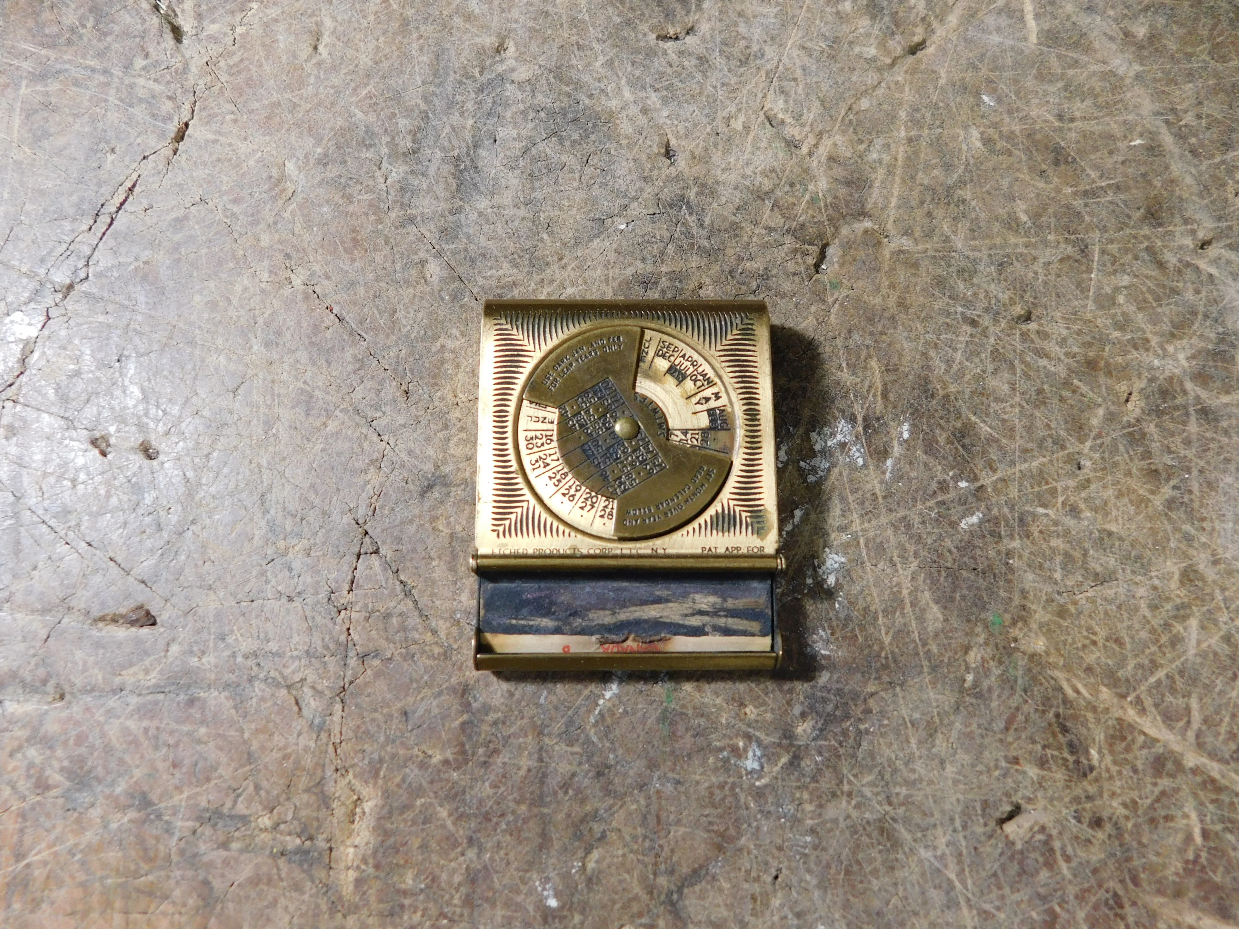 Porte allumette # 13010