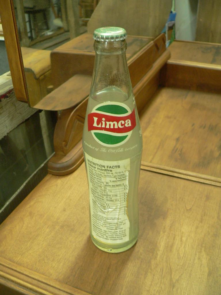 Bouteille limca # 1867.23