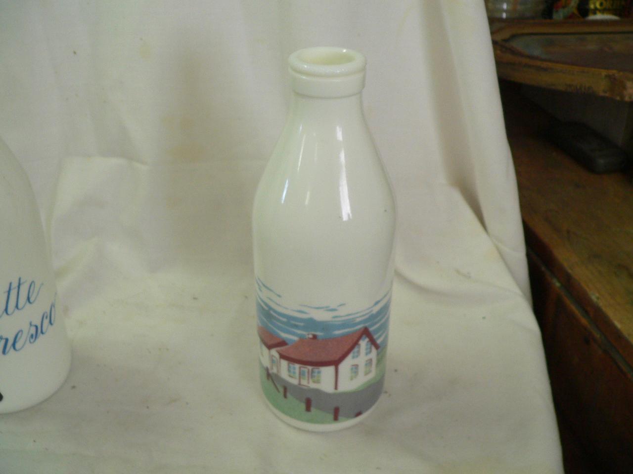 Bouteille de lait blanche # 3553.3