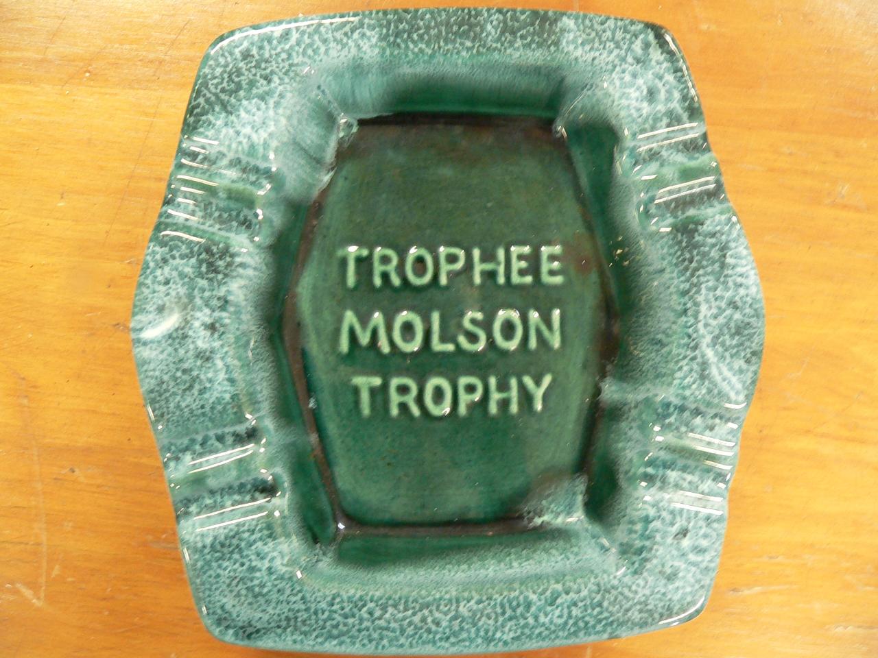 Cendrier molson trophee # 4198