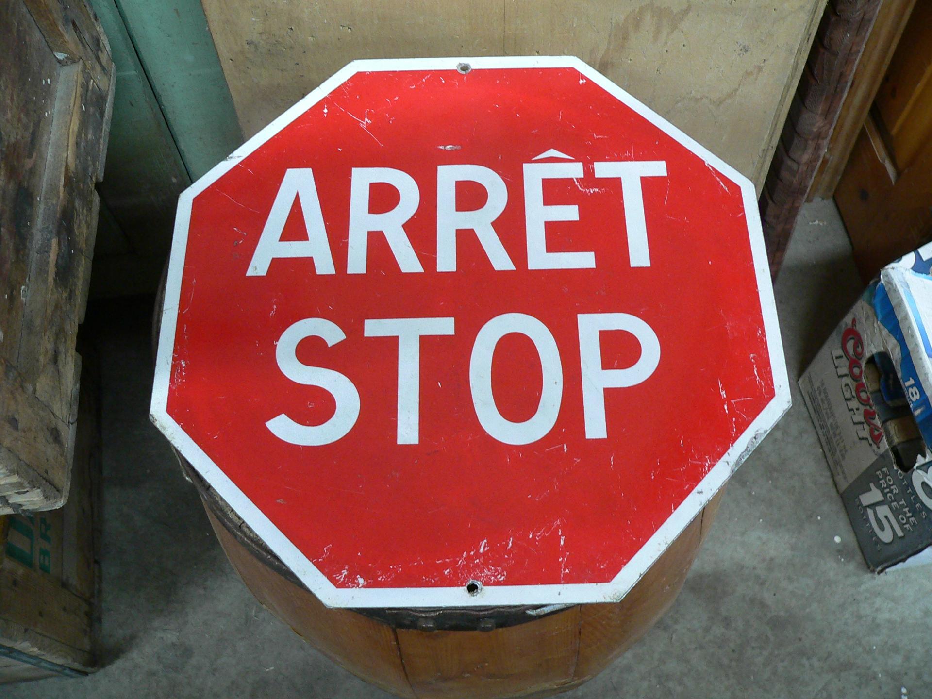 Arrêt stop # 5438 