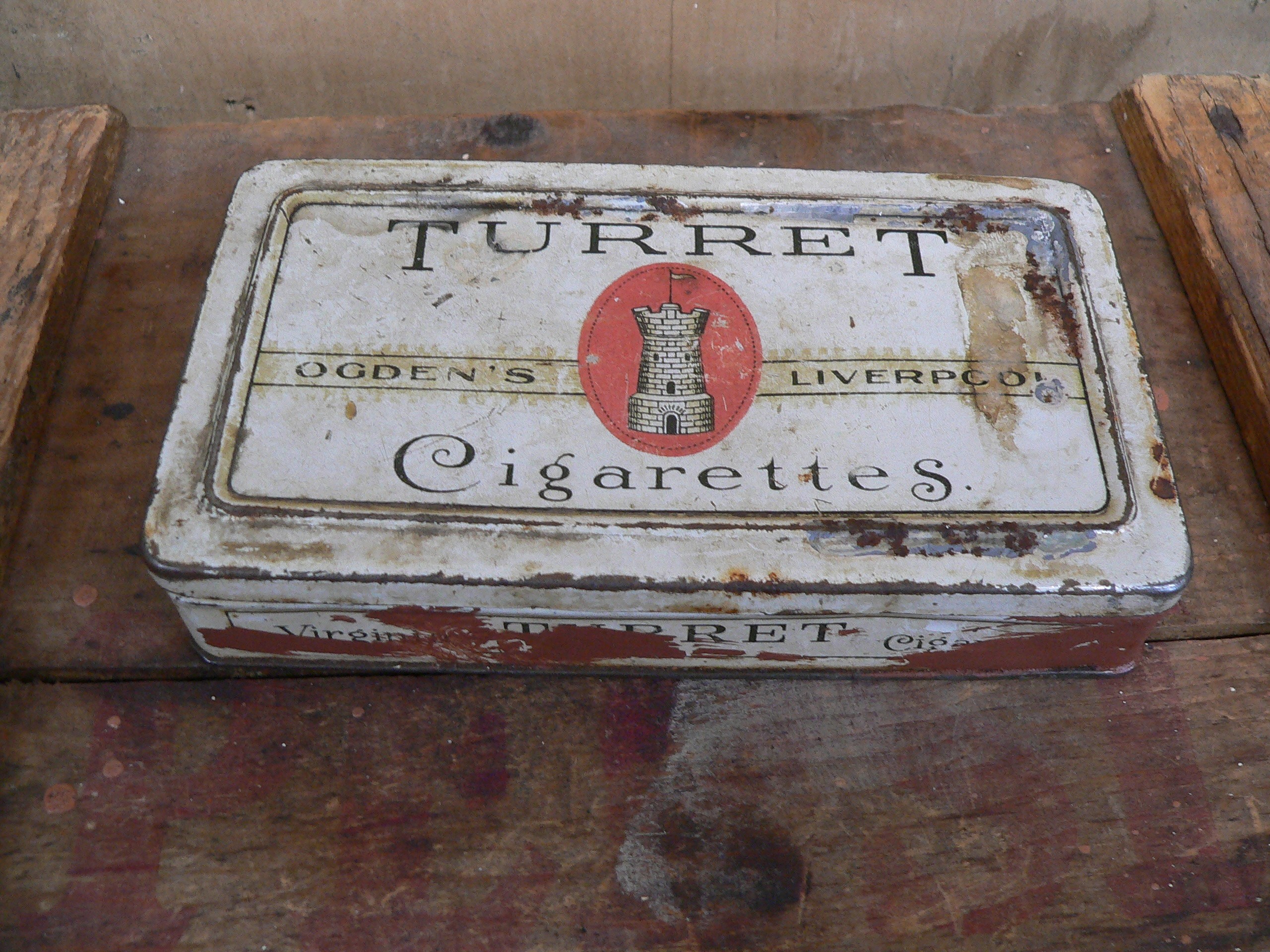 Boite de cigarette turret # 5680.1 