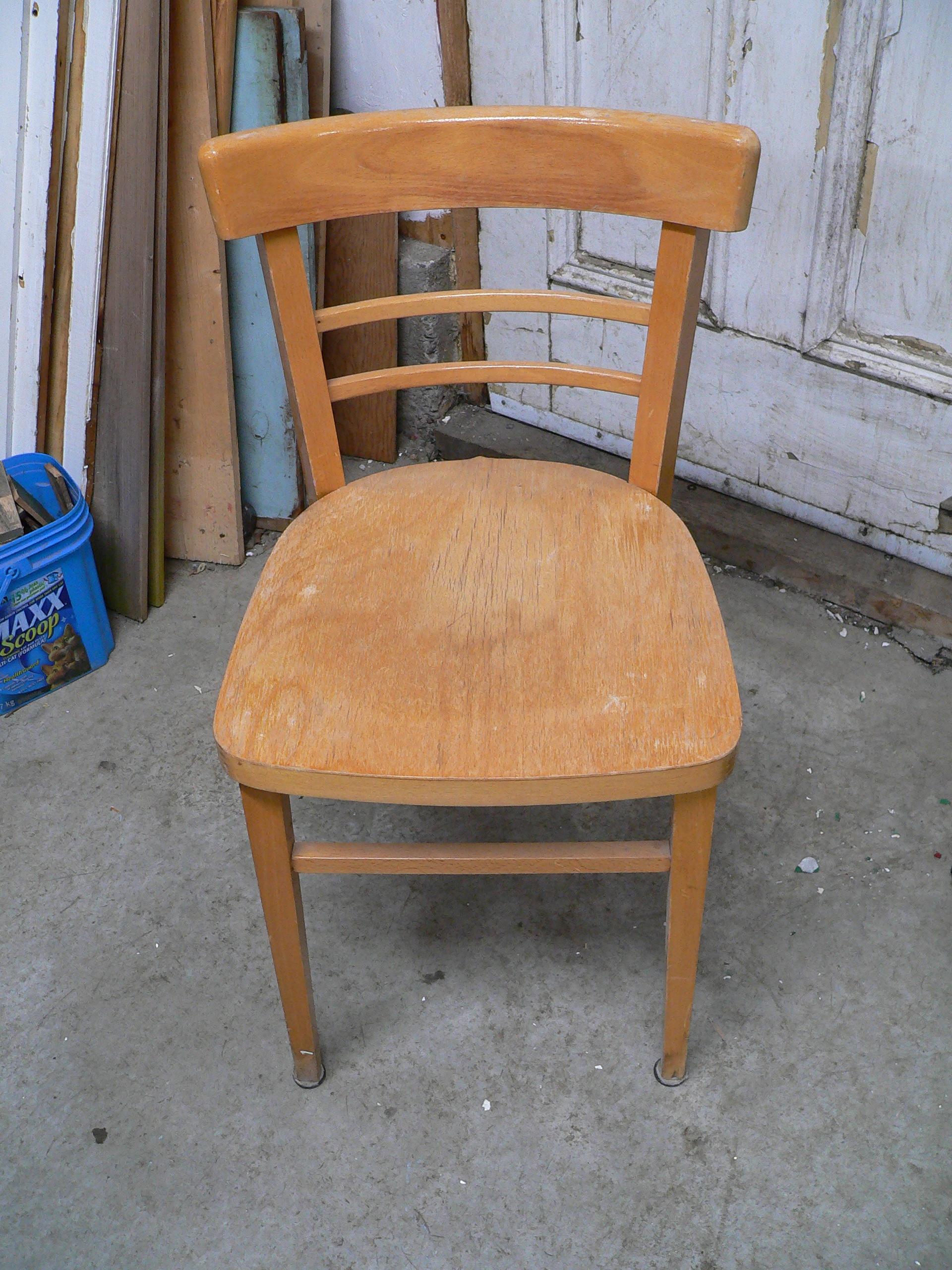 Chaise antique # 5892.15