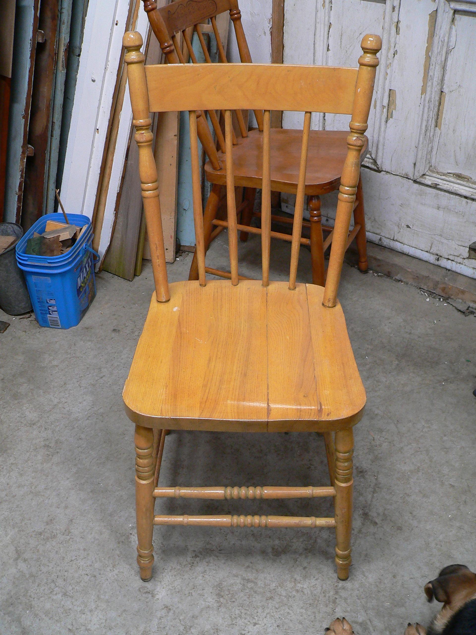 Chaise antique # 5892.8
