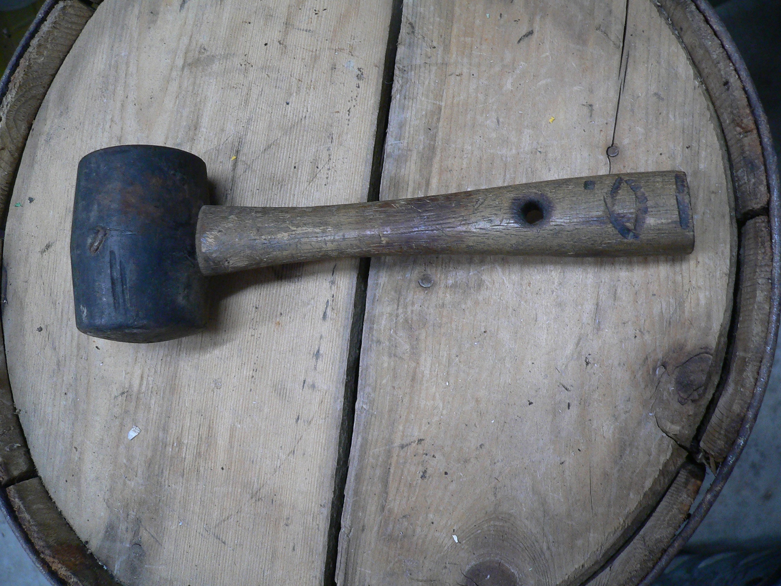 Petit marteau de rubber antique # 6921.16