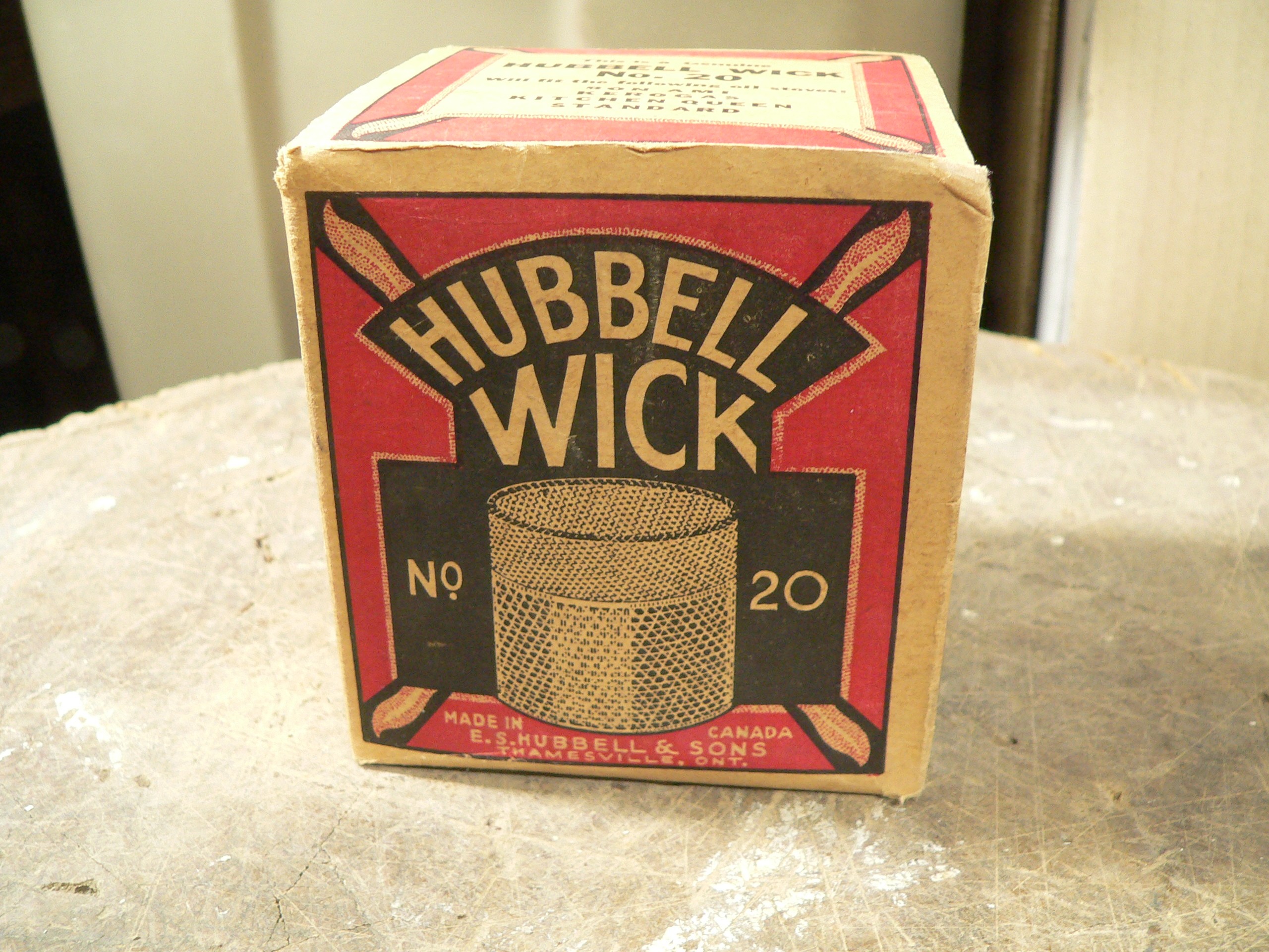Boite Hubbell wick # 20 # 7931.4 