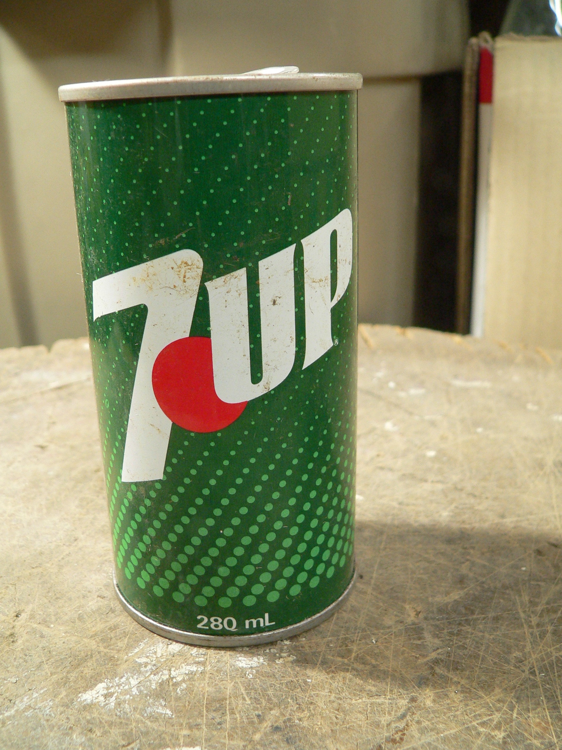 Cannette vintage 7 up # 7932.8