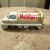 Camion a friction mobilgas antique # 8047 