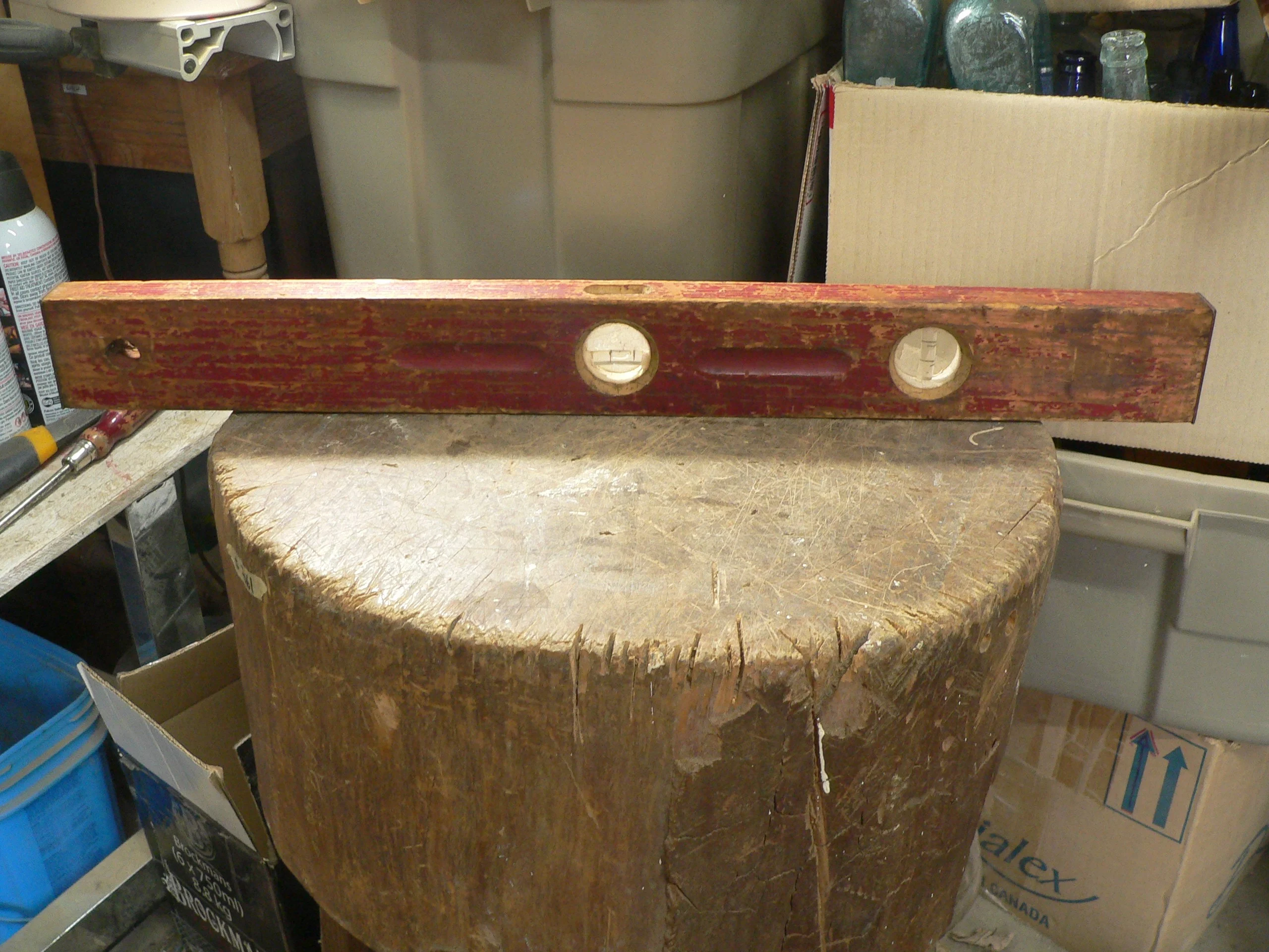Niveau antique en bois # 8268.2