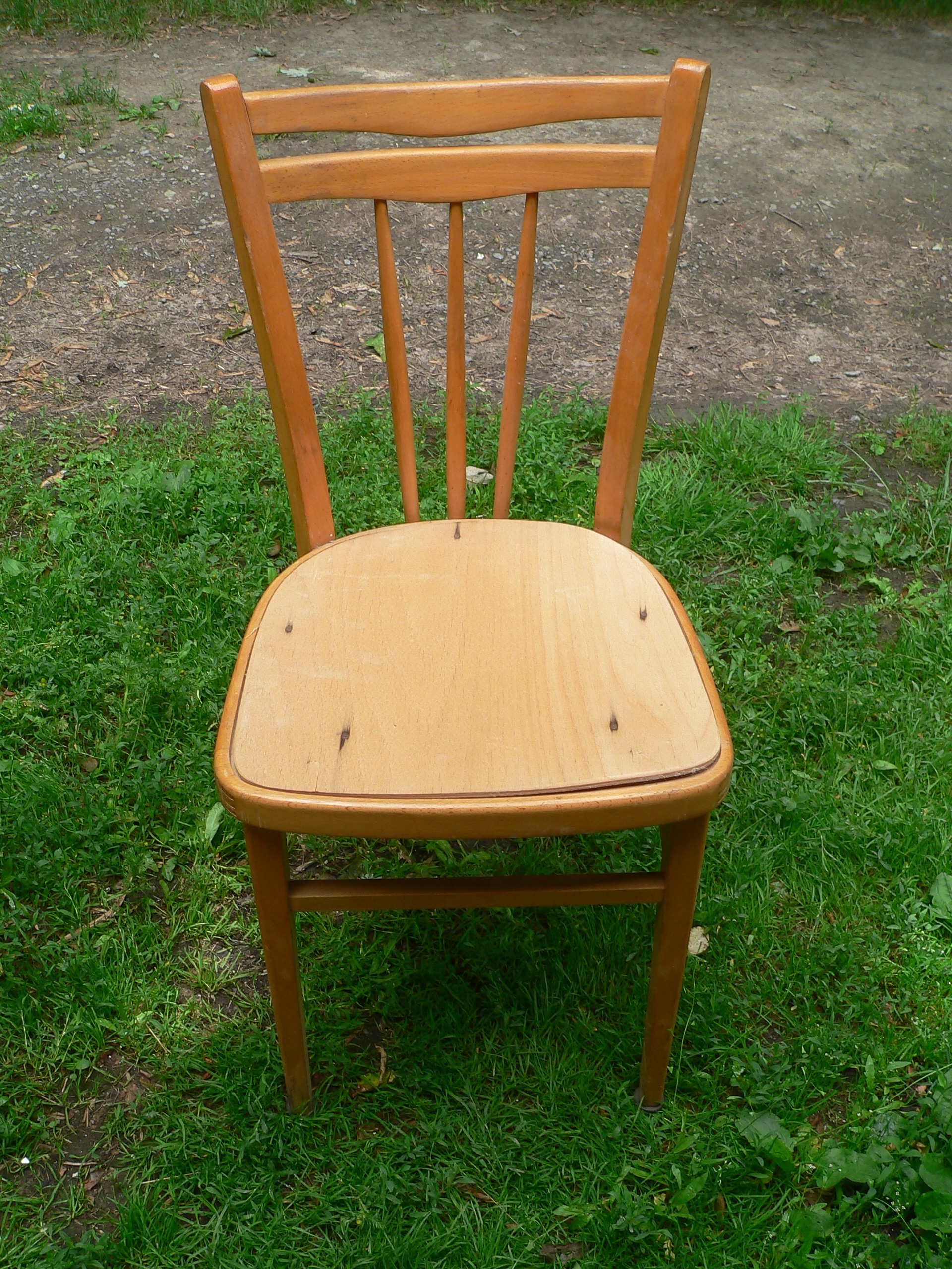 Chaise vintage en bois # 8586.4