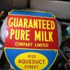 Enseigne antique guaranteed pure milk # 8593