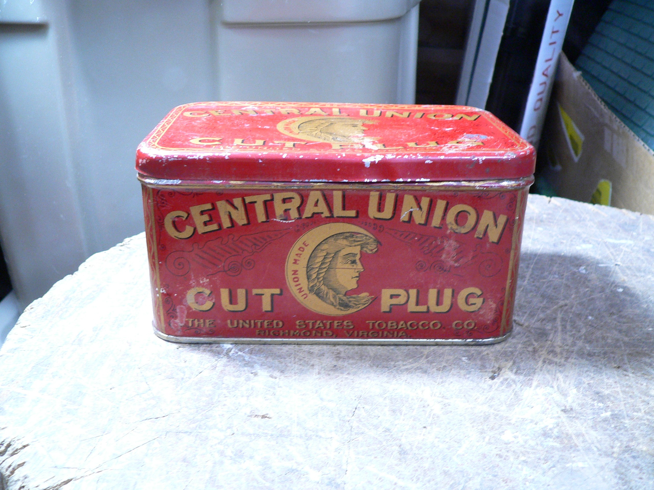 Boite antique Central Union cut plug # 9354