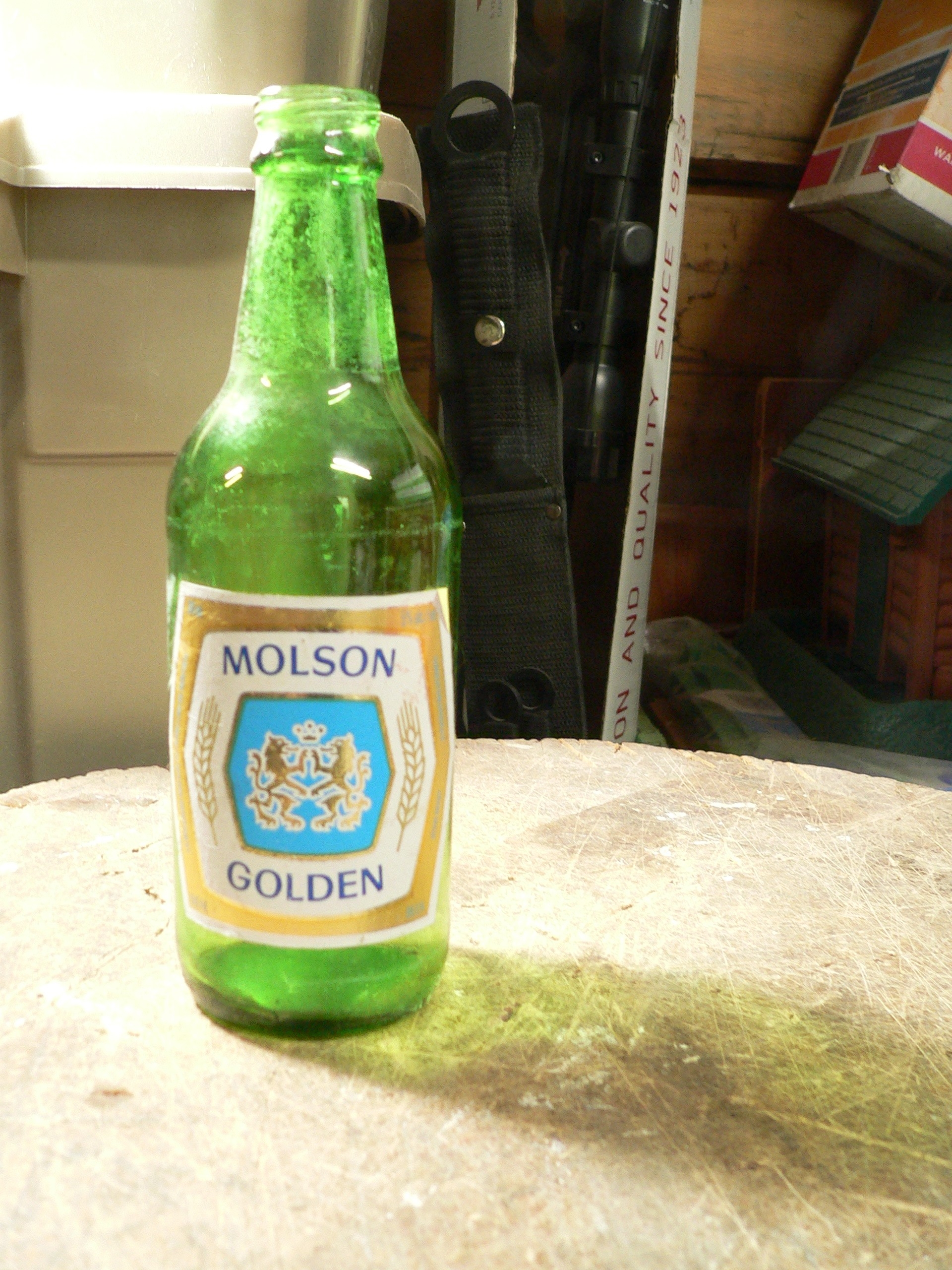 Bouteille bière vintage Molson golden # 9858.12